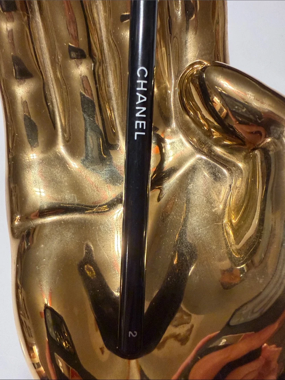 CHANEL Pinceau Ombré #2 Eyeshadow Brush with Black Handle and Gold Ferrule NWOT